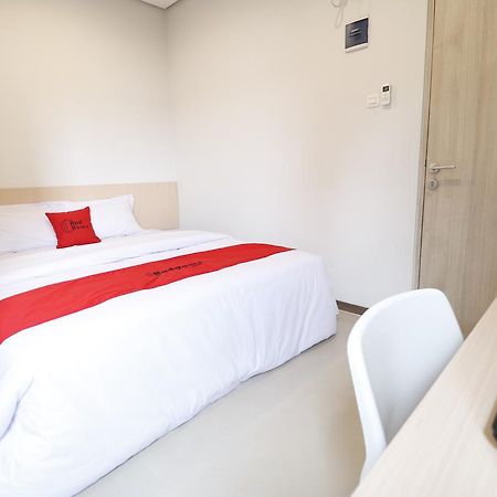 Reddoorz Plus Near Mall Pondok Indah Jakarta Exteriör bild